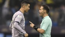 Голямо сърце: Роналдо помага на бедстващите в Турция