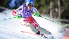 Вероника Зузулова отново протяга ръка към първа победа за световната купа