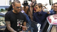 Обявиха дали Дани Алвеш ще лежи в затвора за изнасилване