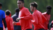 Тотнъм привлича Крис Смолинг?