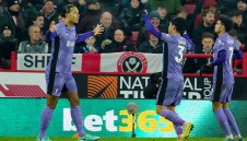 Ливърпул се измъчи, но все пак удари вдъхновен Шефилд Юнайтед с 2:0