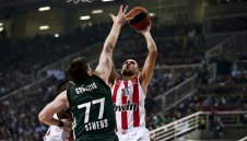 И без Везенков Олимпиакос преби ПАО в голямото дерби