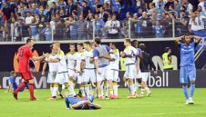 Люпко е шовинист и Наско Сираков му бършеше г*за 