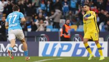 Кварадона измъква Наполи срещу слабак