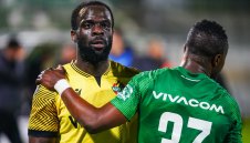 Скандал! От Ботев Пловдив са бесни, че реферите са подпрели Лудогорец