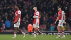 Кошмарният месец на Арсенал