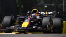 Трудностите за Верстапен и Ред Бул продължават, Шарл пак пръв