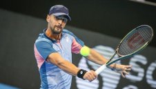 Мъжка битка и Мико отпадна в Тенерифе