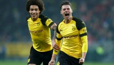 Витсел: Дортмунд не мисли за титлата 