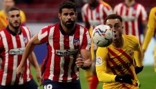 Уулвс взима Диего Коста