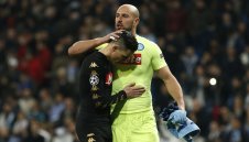 Рейна навива Кайехон за Милан