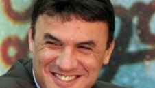 Боби Михайлов избира "Мис Футбол"