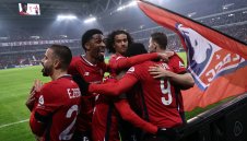 Байерн и Барса се боричкат за "пес"