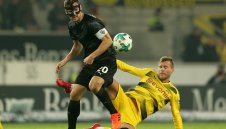 Щутгарт нанесе трета поредна загуба на Борусия