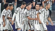 Юве за първи път стартира с 2 загуби в Шампионската лига