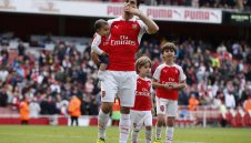 Артета спира с футбола, става дясна ръка на Пеп