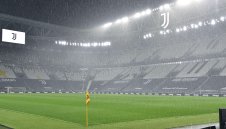 Коронавирус: В Италия променят формата на Серия "А"