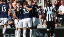 Тотнъм прати защитник под наем в Суонси