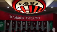 Изпадащият Милан намери нов треньор, но всичко зависи от Интер