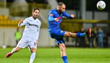 Крумовград започна сезона с бой над Славия, героят получи червен картон