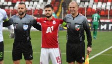 Пробутват Малинов на австрийци и поляци