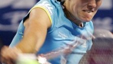 Жустин Енен се завръща на корта днес