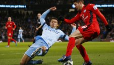 Сити подари на Демикелис нов договор