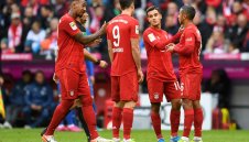 Гръм в мюнхенския рай: Байерн с историческа загуба в Германия