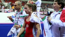 Грандиозно! Биляна Дудова грабна златото от европейското по борба