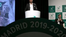 Жерард Пике отсвирил президента на Барса