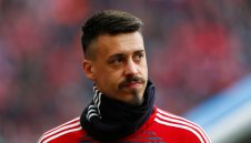 След само 19 кръга: Стрелец на Байерн приема поздравления за... титлата!