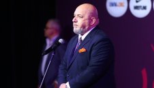 Красен Кралев с нов залп, този път награби и Крушарски