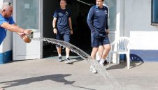 Хубчев разкри: Левски чака нови попълнения до дни + ВИДЕО