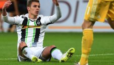 Торган Азар: Дайте ни Челси в Шампионската лига!