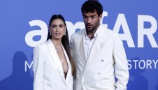 Беретини си наложи интернет ембарго заради напрежение