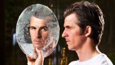 Луда глава! Бартън направил 1260 футболни залога за 48 дни