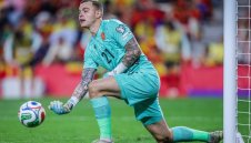 Левски губи милиони: Скандалите провалят трансфера на Светльо Вуцов