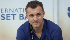 Генчев реши кой ще вкарва на Локо Пловдив