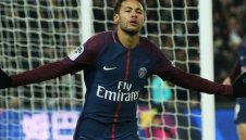 ПСЖ къса с араби заради пари