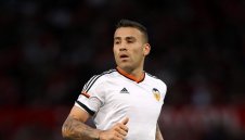 От "Олд Трафорд" не са питали за Отаменди