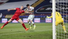 Куриоз: Жота "блокирал" защитник за Ливърпул