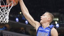 Еднорогът блесна в отсъствието на Дончич