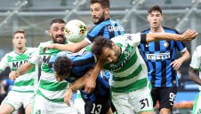 Кошмарът на Интер срещу Сасуоло няма край! Драма с шест гола провали "нерадзурите"
