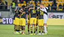 Шеф на Ботев: За мен няма разлика между български, полски или нигерийски паспорт