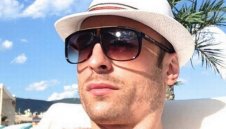 Mirror: Искате ли в джентълменския клуб на Бербатов.. разбира се
