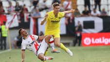 Барса набеляза аржентински национал от Виляреал