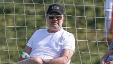 Босът на ЦСКА 1948 се майтапи с дълговете на Левски