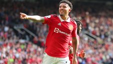 Моуриньо спасява Санчо от Манчестър Юнайтед