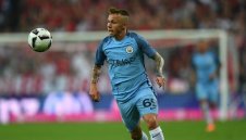 ОФИЦИАЛНО: Гражданите си върнаха защитник от ПСВ