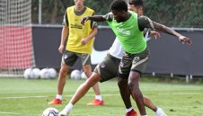 Време е за парти в Арсенал с Партей